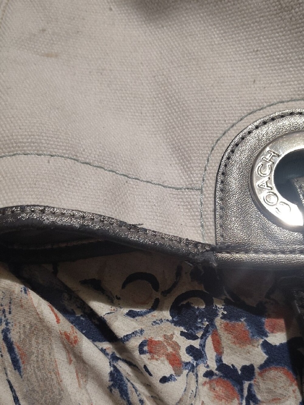 Limitd EditionCoach Canvas Tote in White with Blue Wave and Tan Starfish Accents - Picture 9 of 9